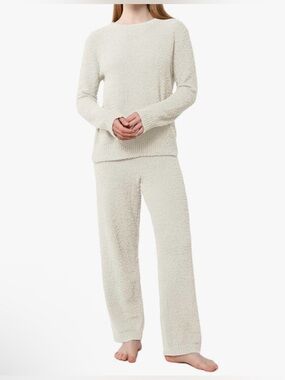 Cozy White Plus Size Fuzzy Sweater & Pant Loungewear Set